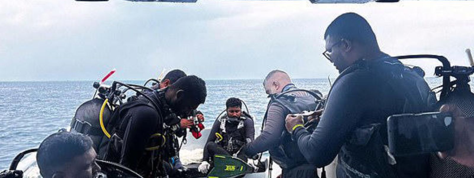 5 Italians Drown in Maldives Caves: Rescue Dives